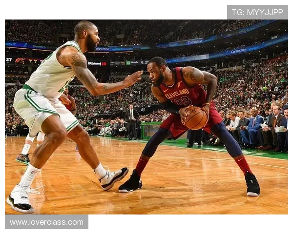 火箭险胜勇士进攻焕新申杜联手